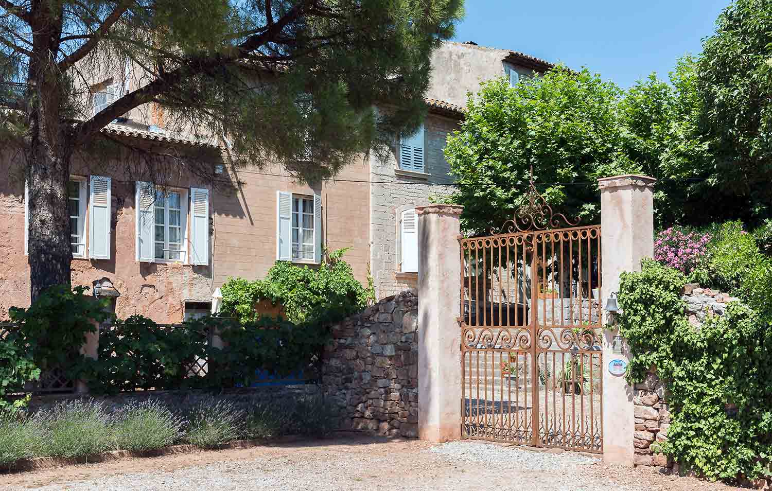 Maison d'hôte avec piscine en provence