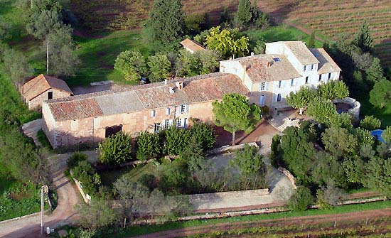 Chambre hôtes var piscine intérieure chauffée