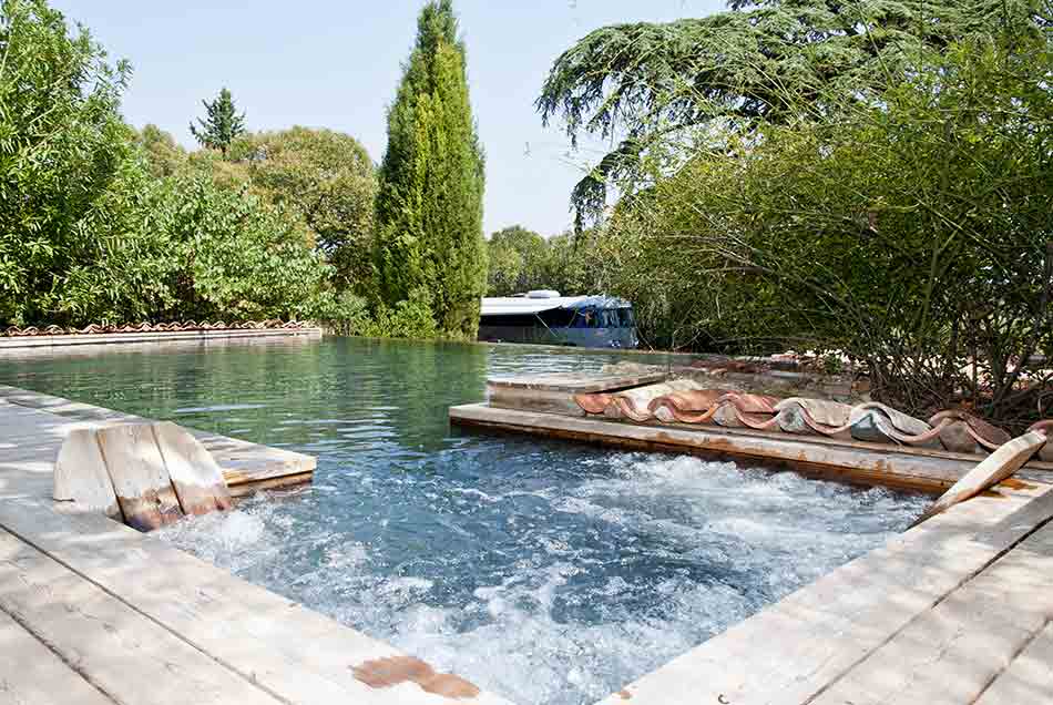 gite en france dans le var avec piscine et spa