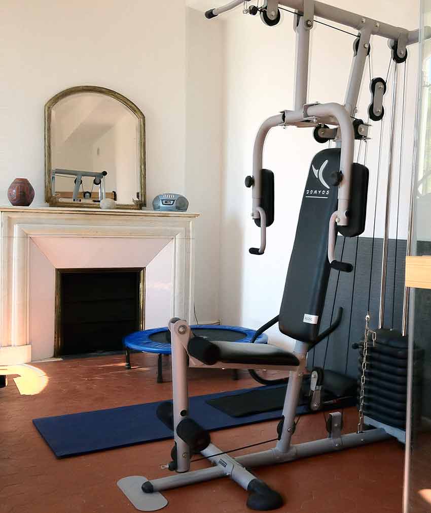 chambre hote var avec salle de muscu